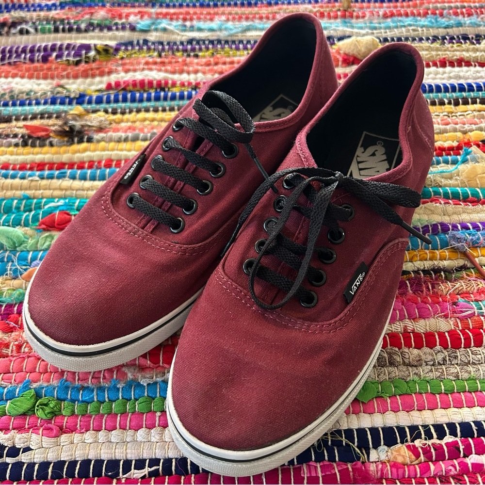 Vans Authentic Canvas Shoes Sneaker Burgundy Red Men 6.5 Women 8